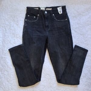 Levis High Rise Black Skinny Jeans